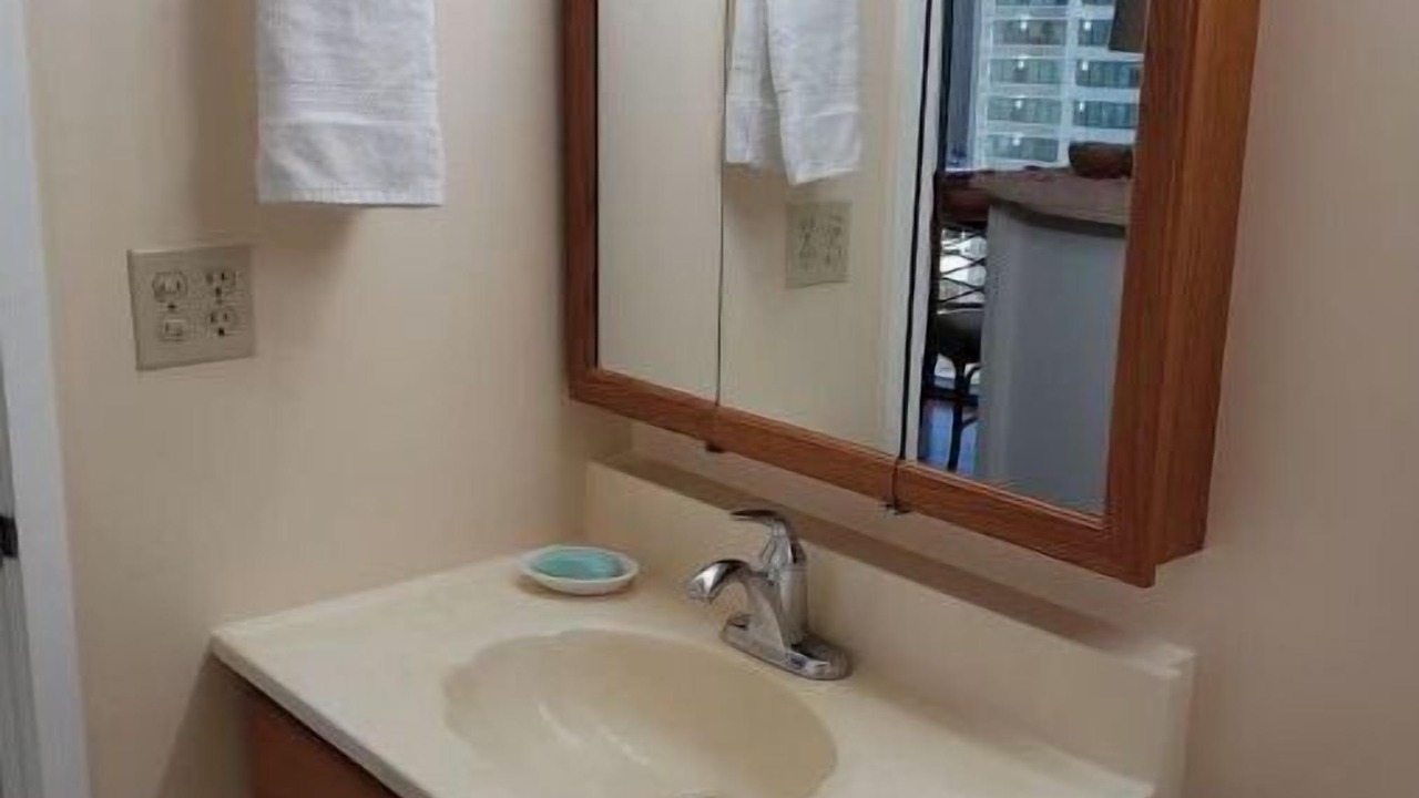 Photo of Bathroom in McCully - Moiliili