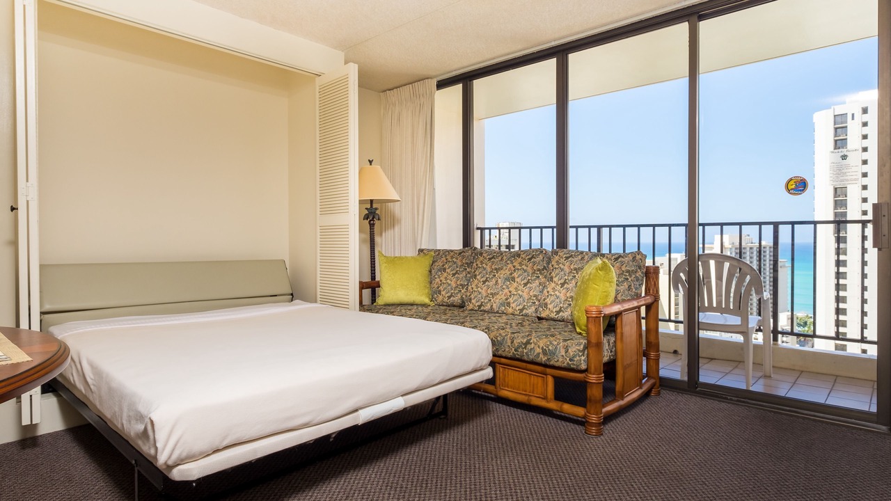 Photo of Bedroom in Waikiki