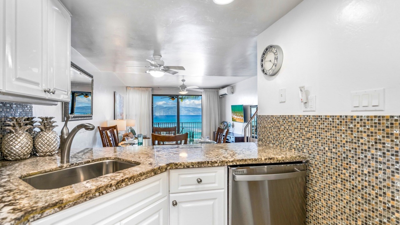 Photo of Kitchen in Kahana