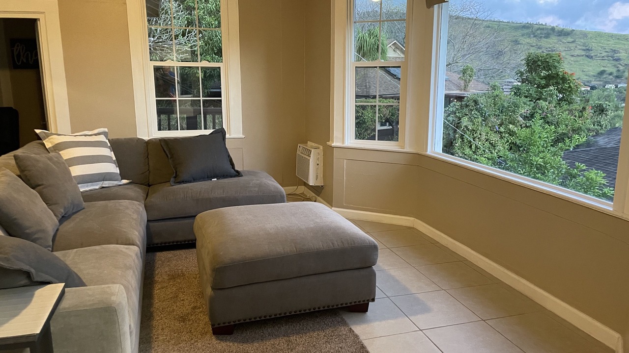 Photo of Livingroom in Manoa