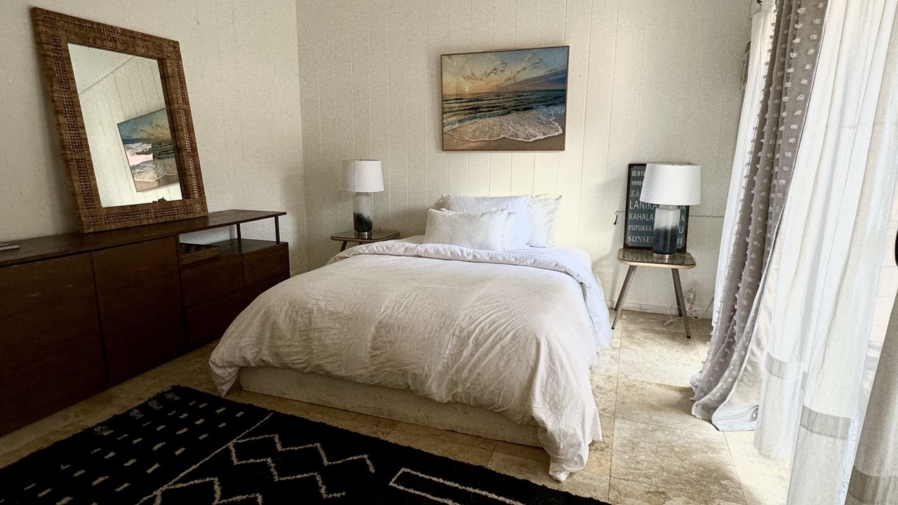 Photo of Bedroom in Eastern Honolulu