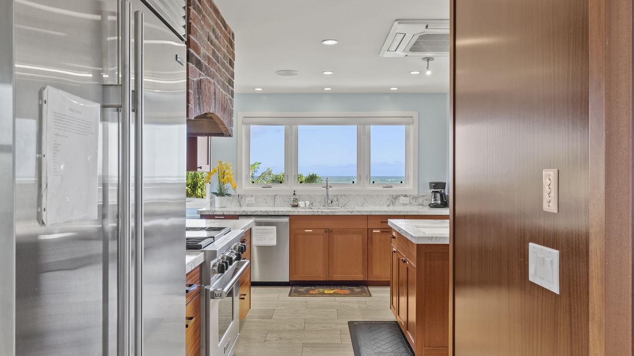 Photo of Kitchen in Waialua