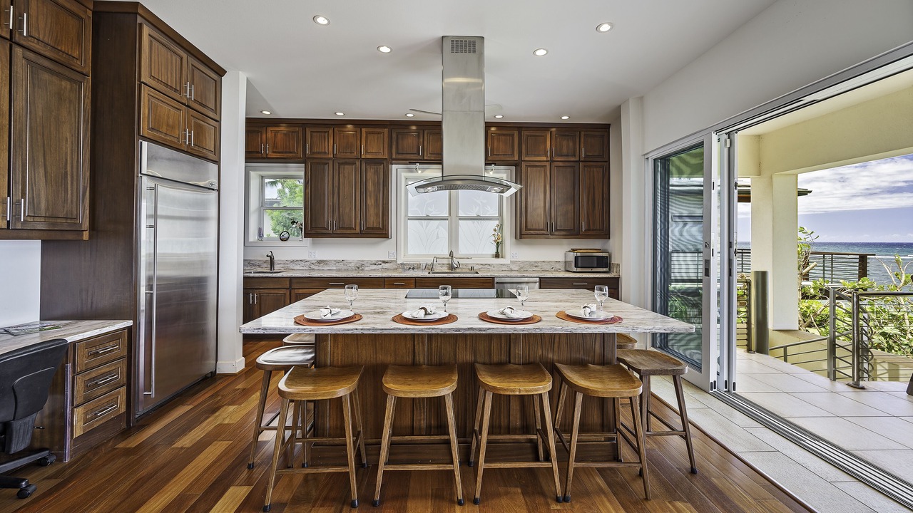 Photo of Kitchen in Mokuleia