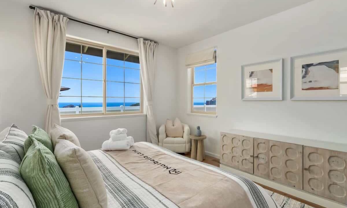 Photo of Bedroom in Makaha Valley