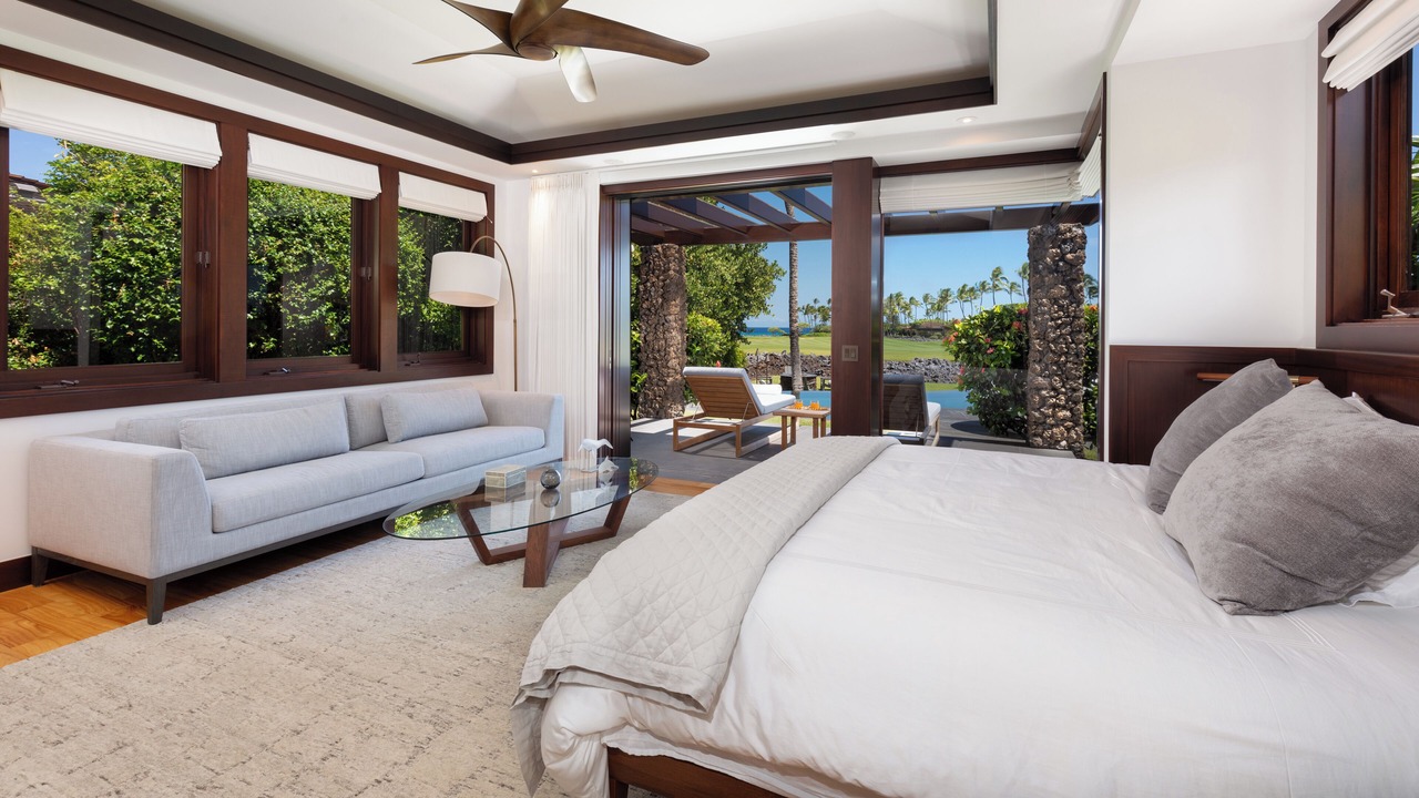 Photo of Bedroom in Kaupulehu