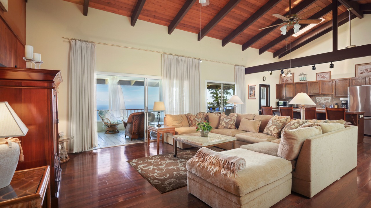 Photo of Livingroom in Honaunau-Napoopoo