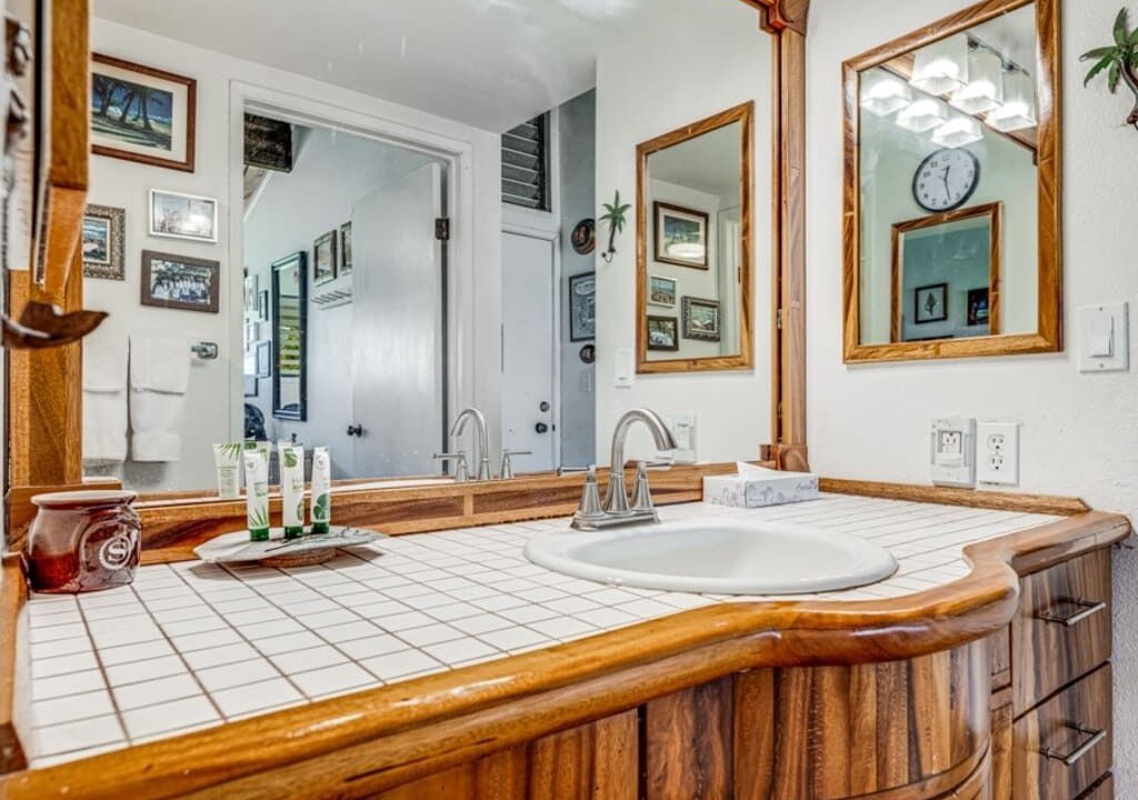 Photo of Bathroom in Kaunakakai