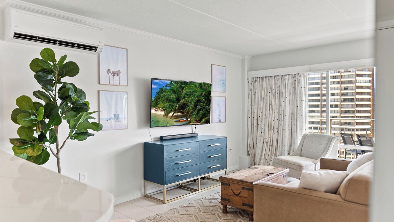 Photo of Bedroom in Waikiki
