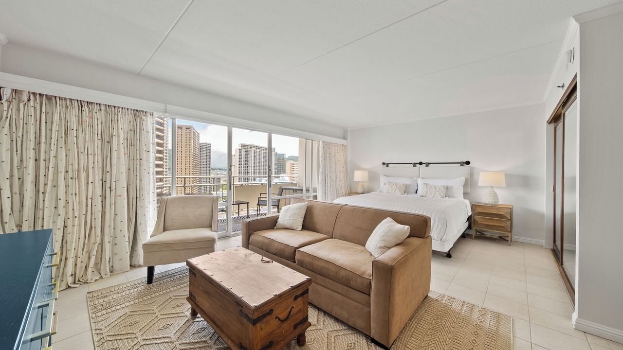 Photo of Bedroom in Waikiki