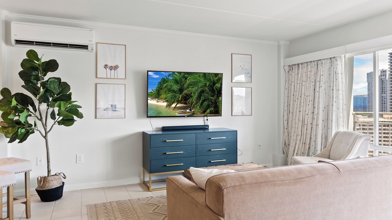 Photo of Bedroom in Waikiki