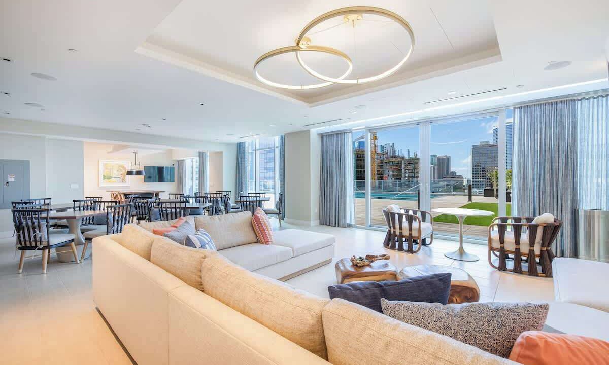 Photo of Livingroom in Ala Moana
