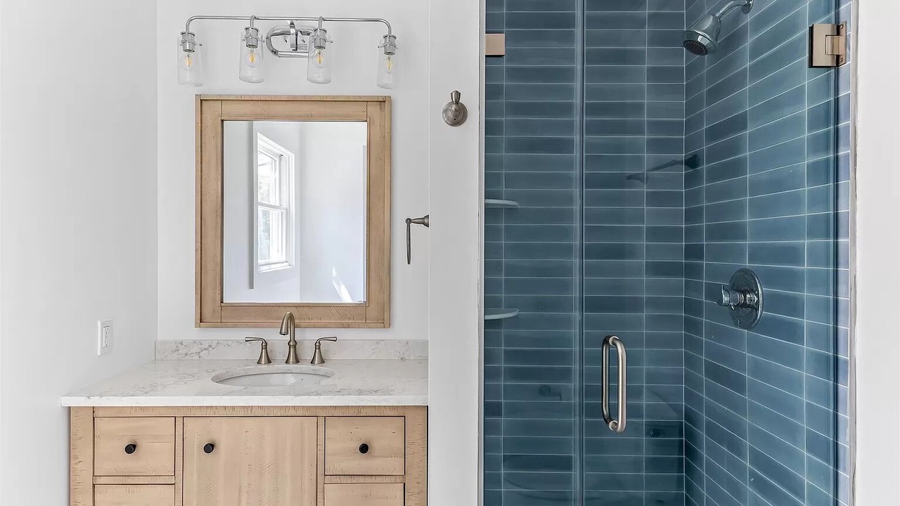 Photo of Bathroom in Hauula