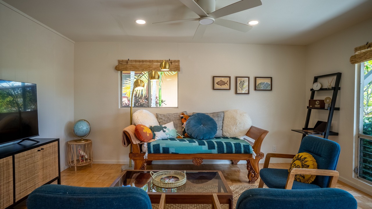 Photo of Livingroom in Waialua