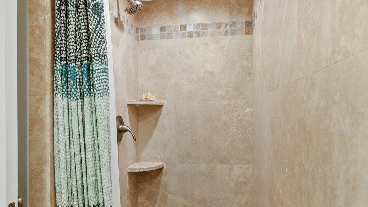 Photo of Bathroom in Waialee