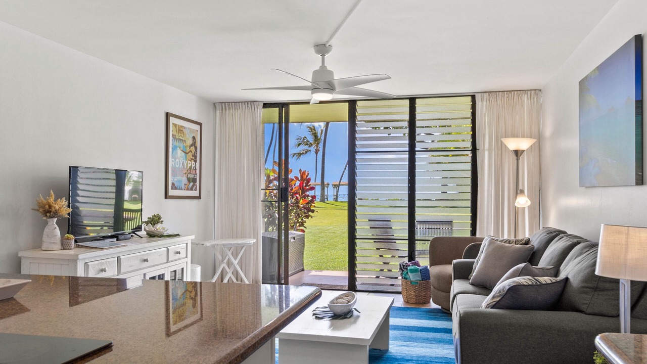 Photo of Livingroom in Waialee