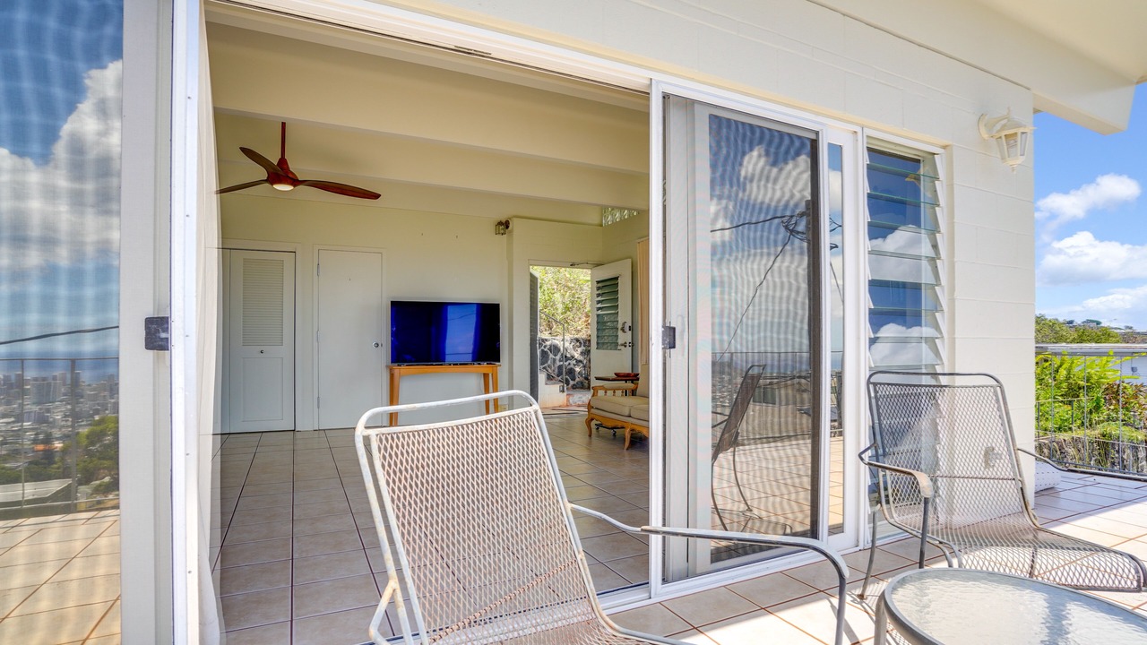 Photo of Patio Balcony in Diamond Head - Kapahulu - St. Louis
