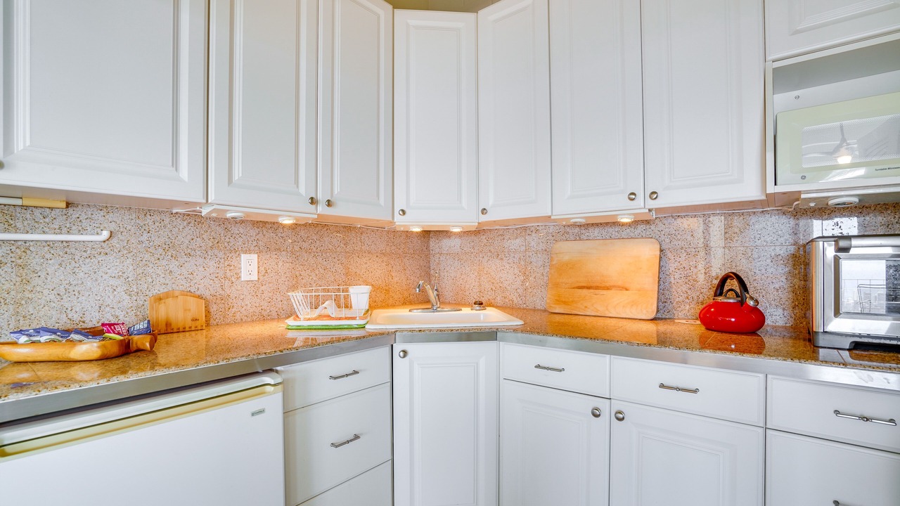 Photo of Kitchen in Diamond Head - Kapahulu - St. Louis