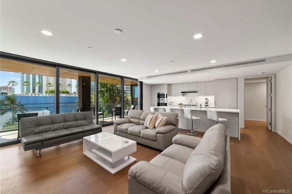 Photo of Livingroom in Ala Moana