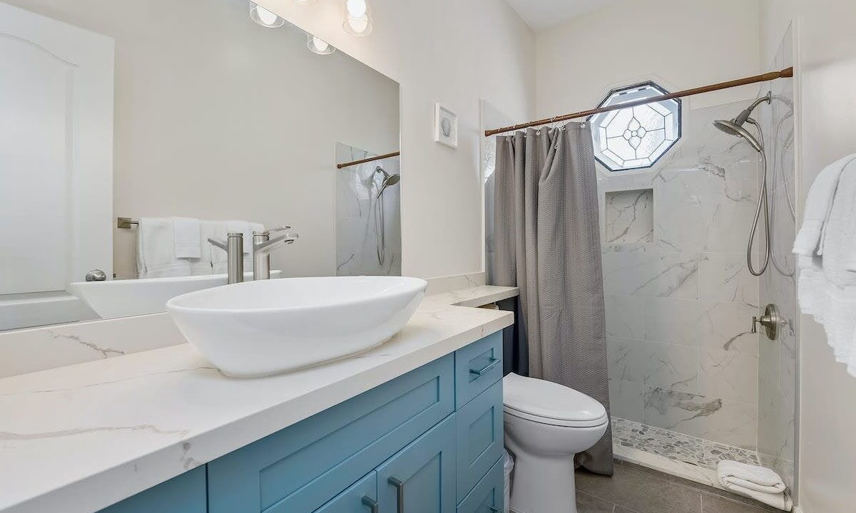 Photo of Bathroom in Kaneohe