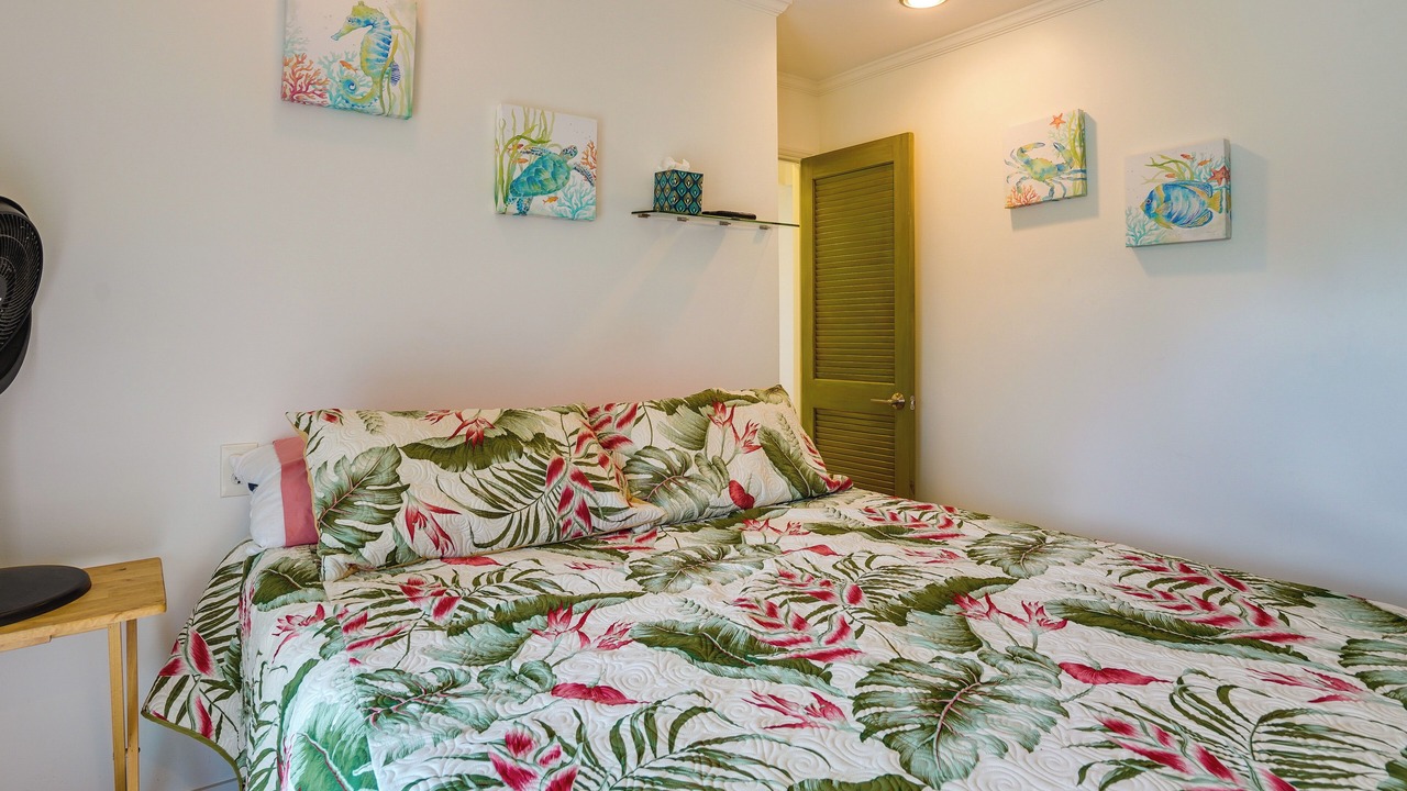 Photo of Bedroom in Waialua