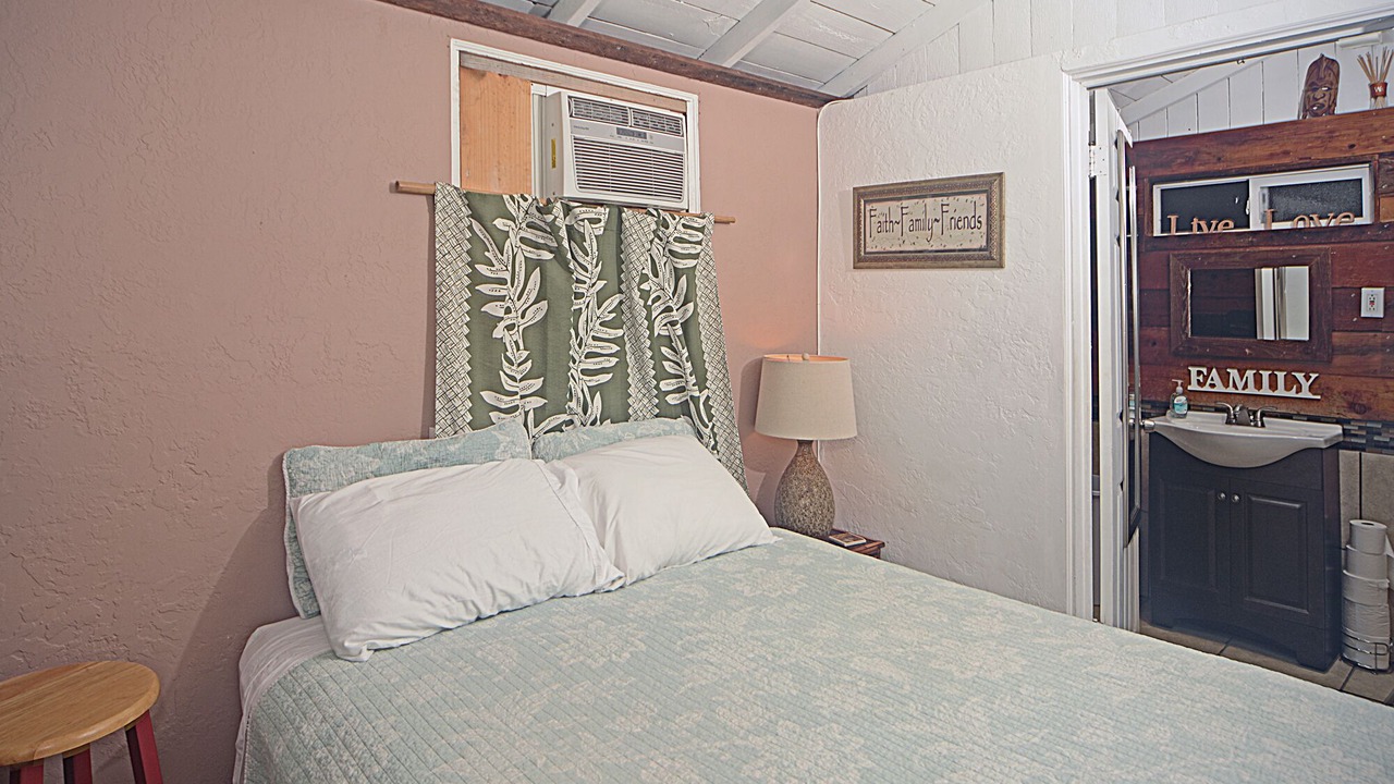 Photo of Bedroom in Eastern Honolulu