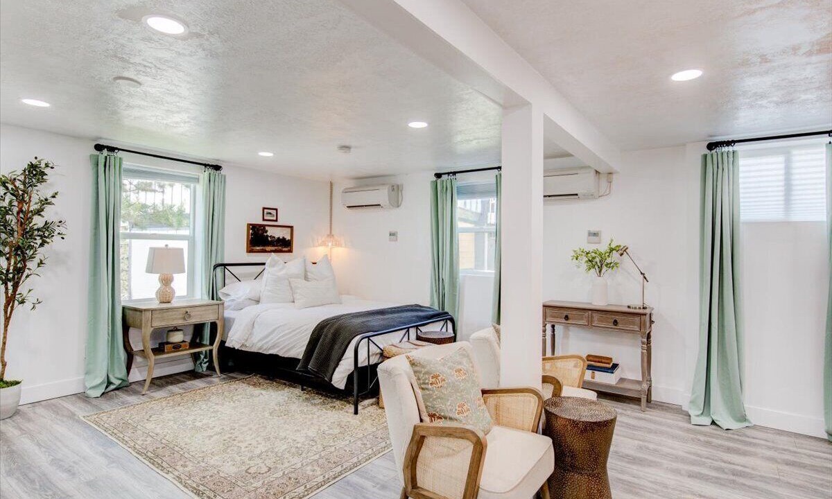 Photo of Bedroom in East Central