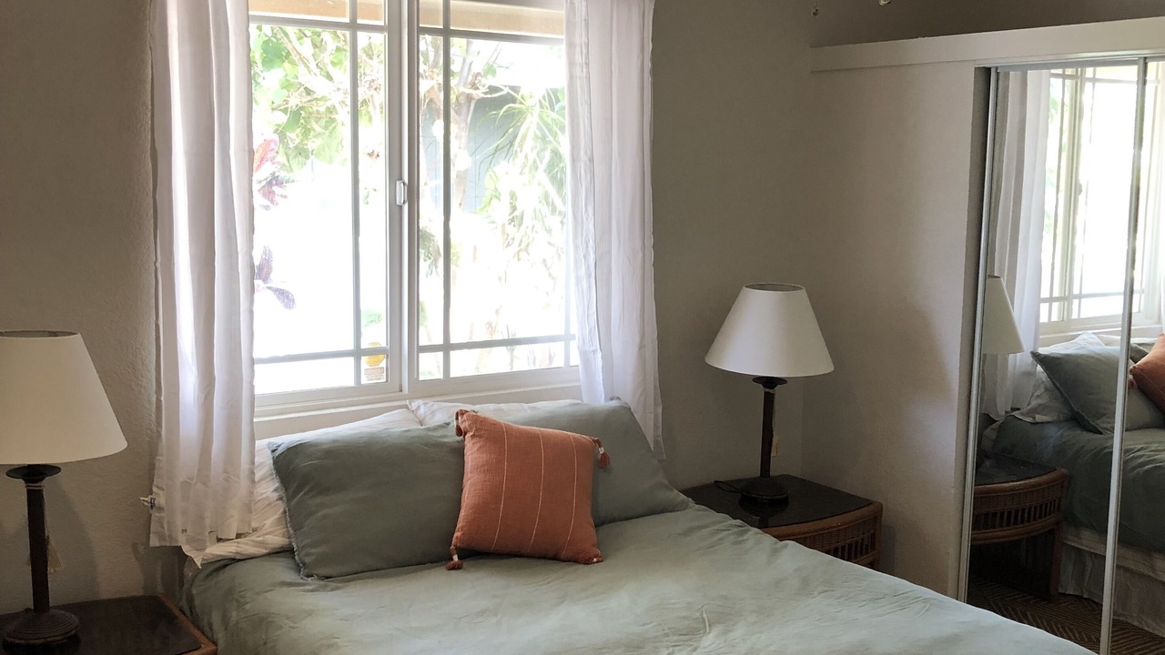Photo of Bedroom in Waialua