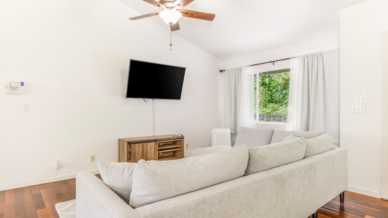 Photo of Livingroom in Kapoho