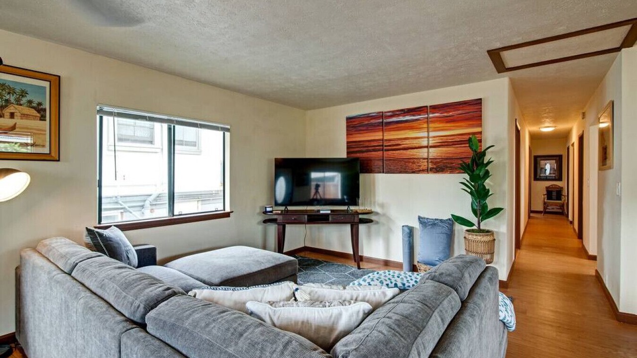Photo of Livingroom in Hilo