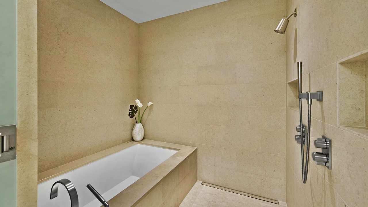 Photo of Bathroom in Ala Moana