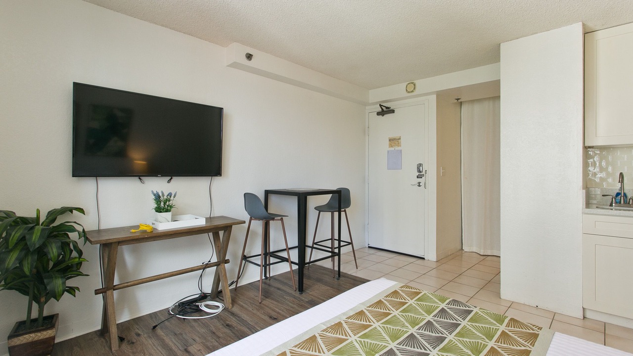 Photo of Bedroom in Ala Moana