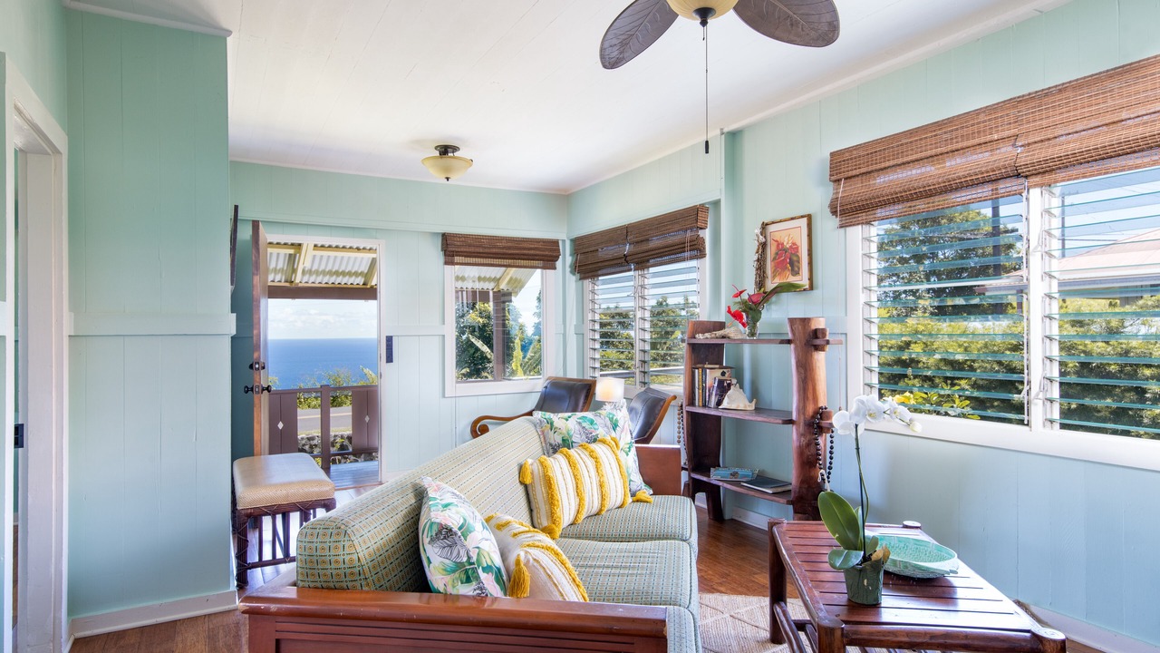 Photo of Livingroom in Kukuihaele