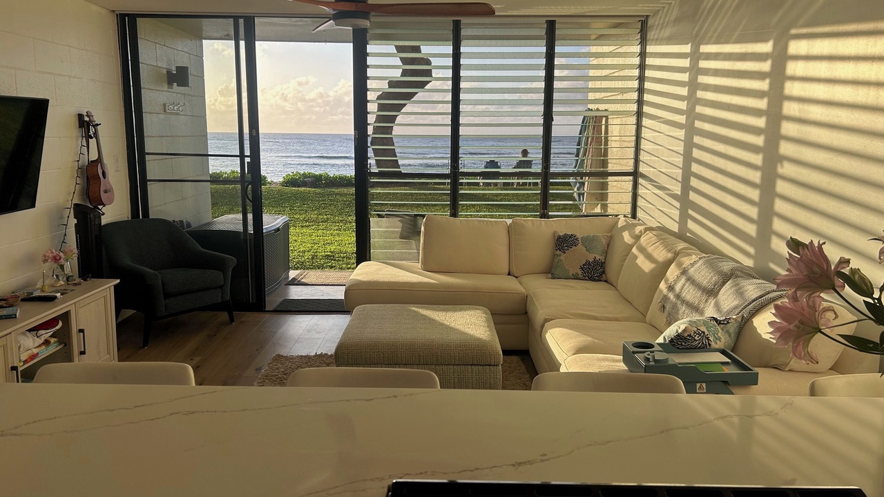 Photo of Livingroom in Haleiwa