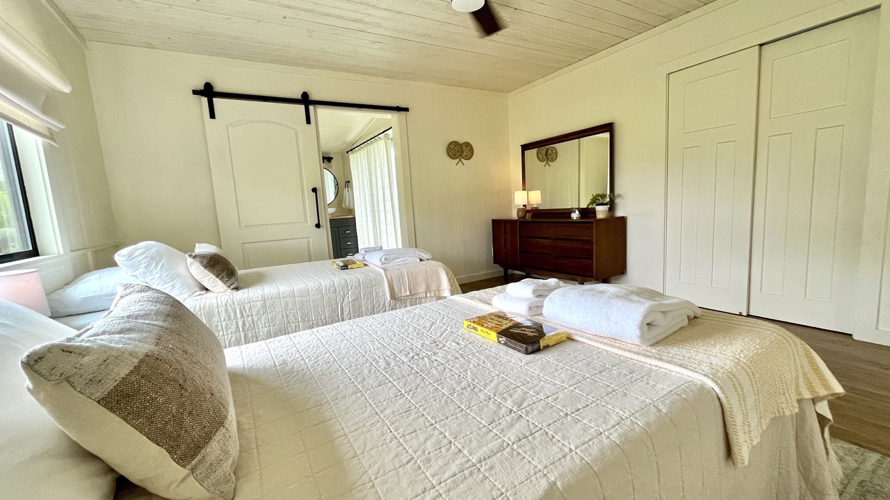 Photo of Bedroom in Kapaau