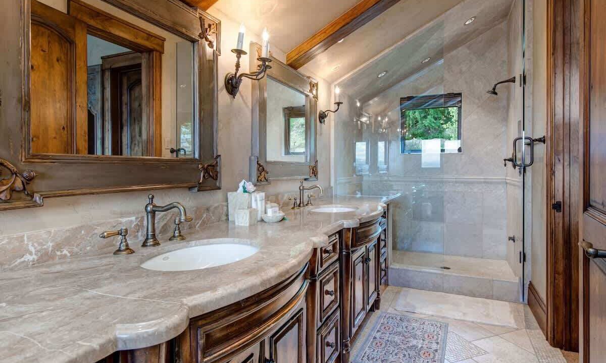 Photo of Bathroom in Deer Valley