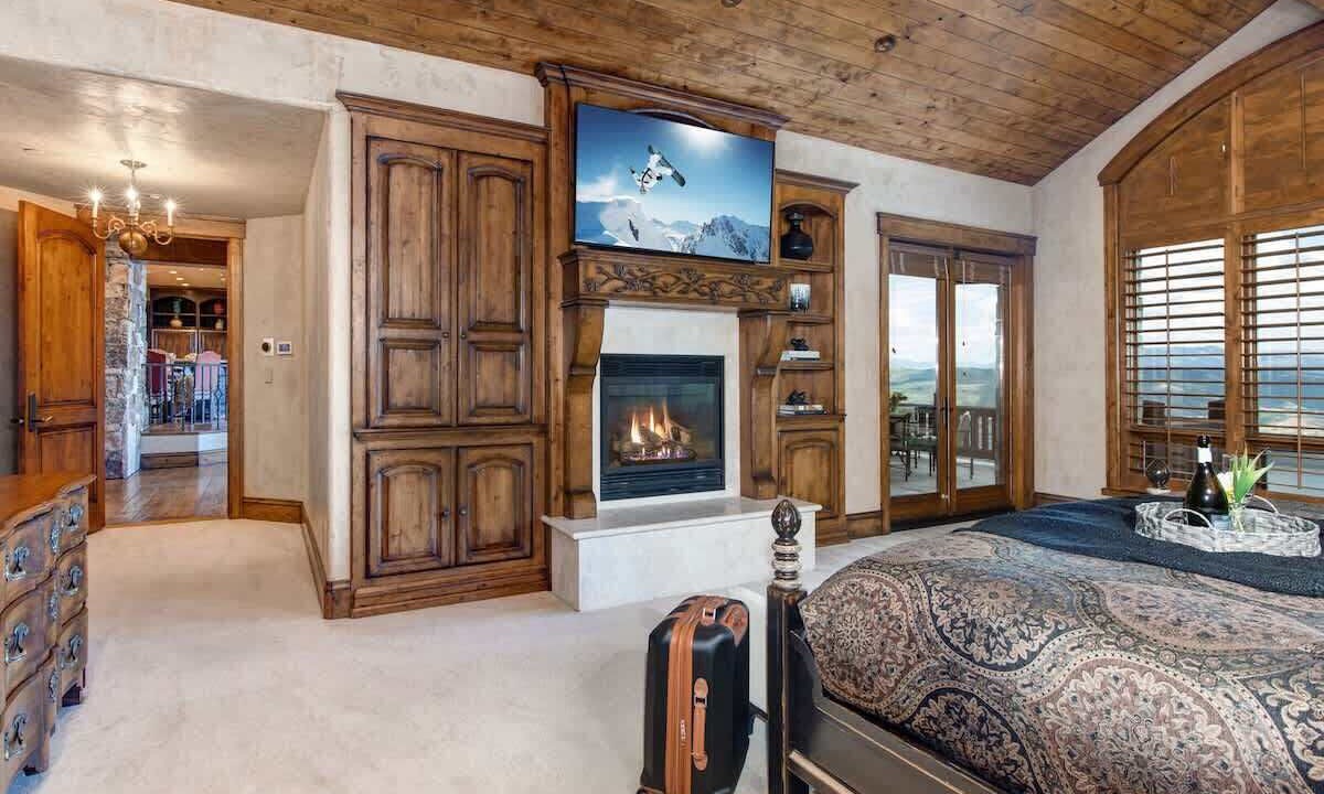Photo of Bedroom in Deer Valley