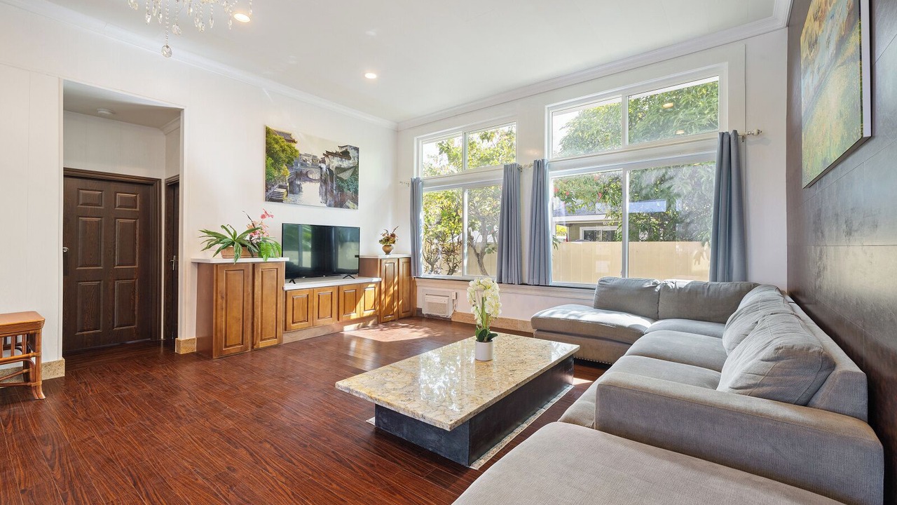 Photo of Livingroom in Waimanalo