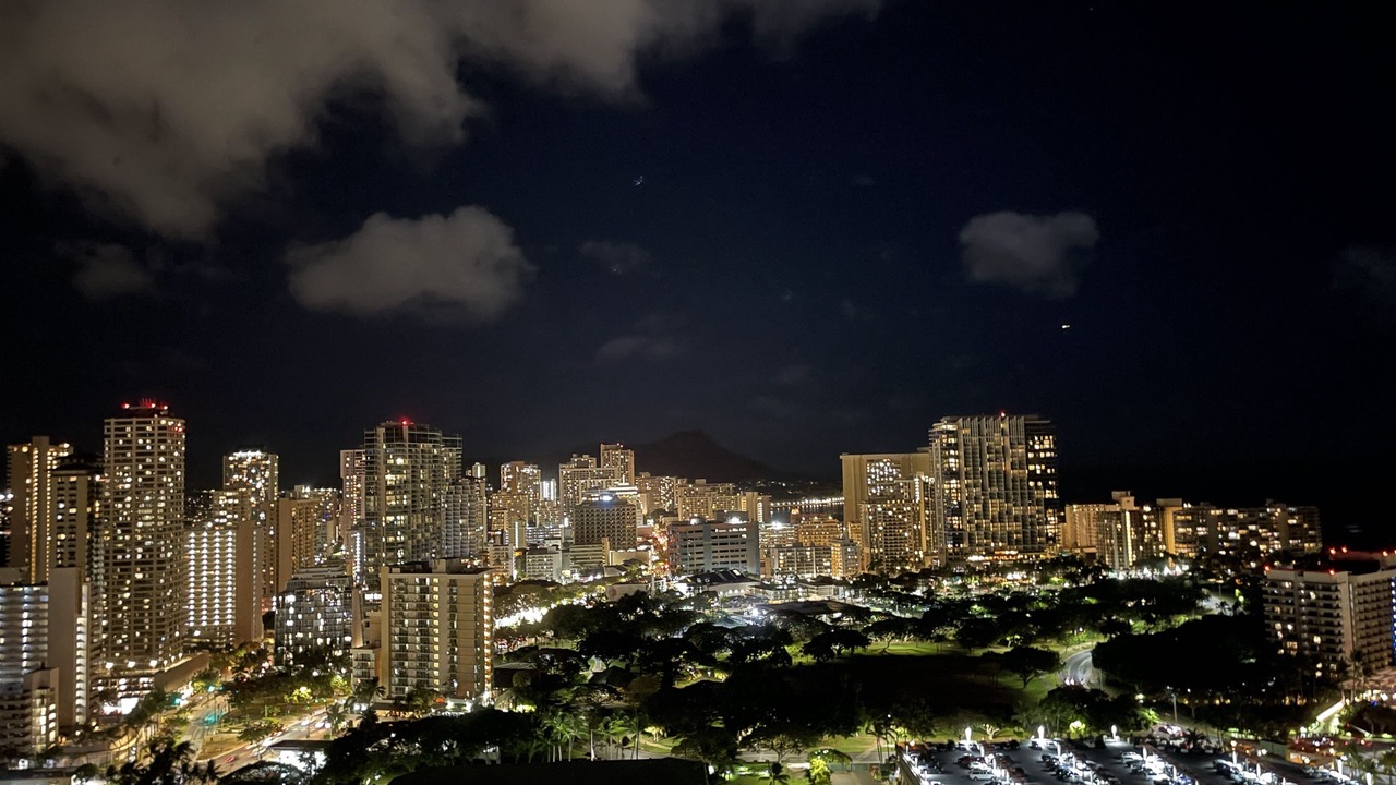 Photo of Outdoor in McCully - Moiliili