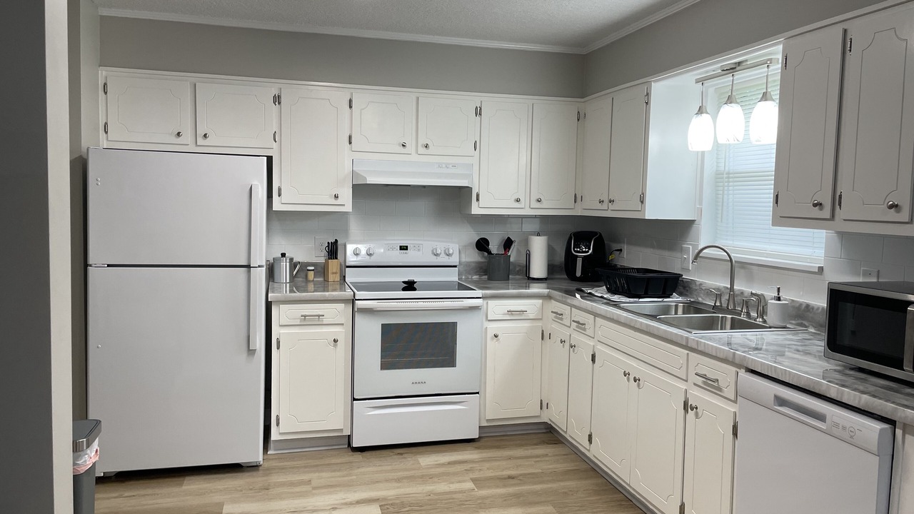 Photo of Kitchen in Waycross