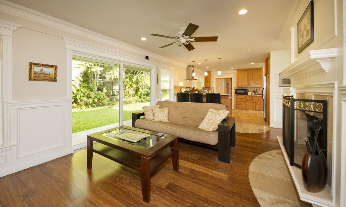 Photo of Livingroom in Hilo