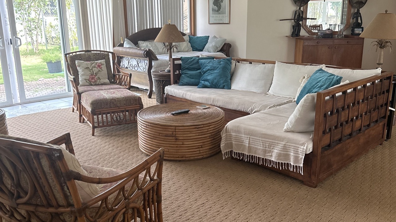 Photo of Livingroom in Waimanalo