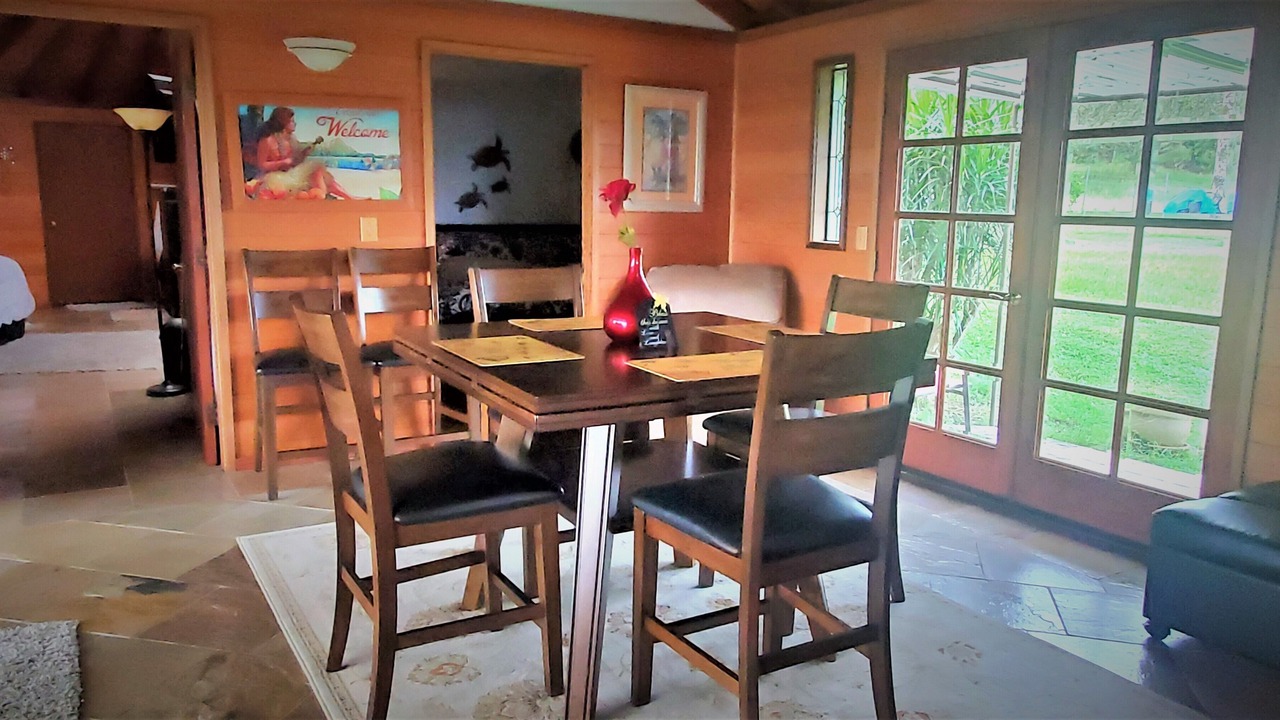Photo of Livingroom in Pepeekeo