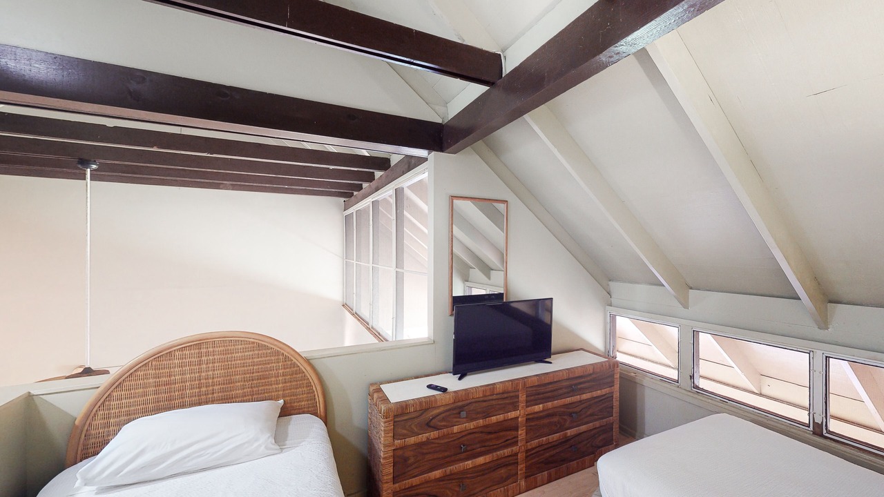 Photo of Bedroom in Maunaloa