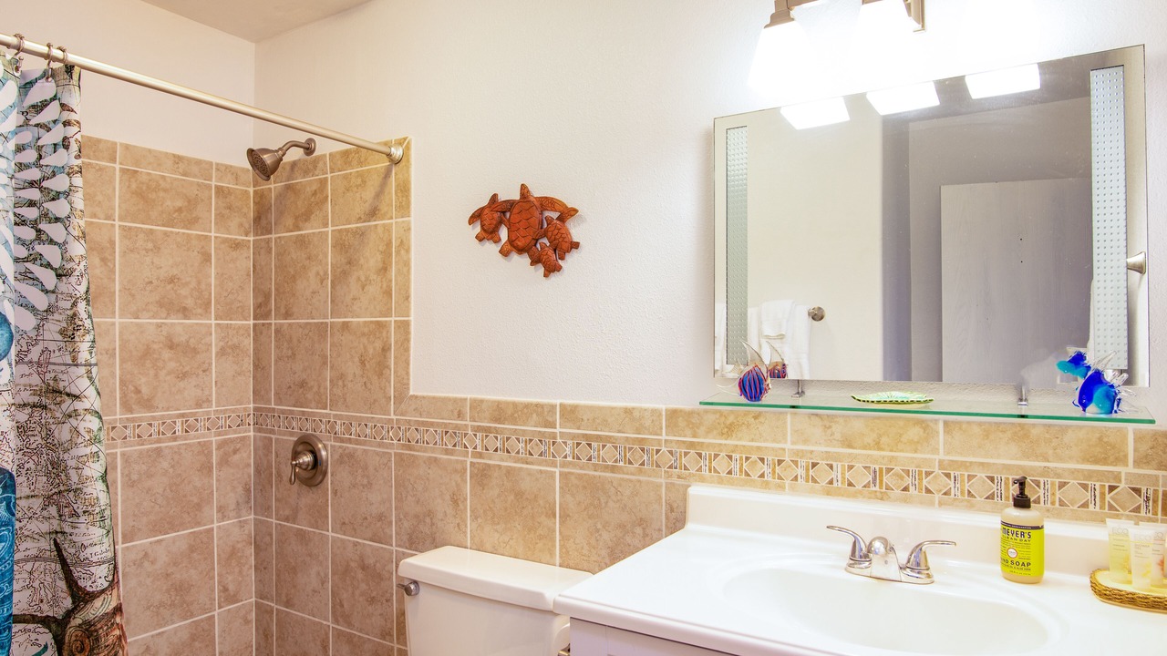 Photo of Bathroom in Ualapue