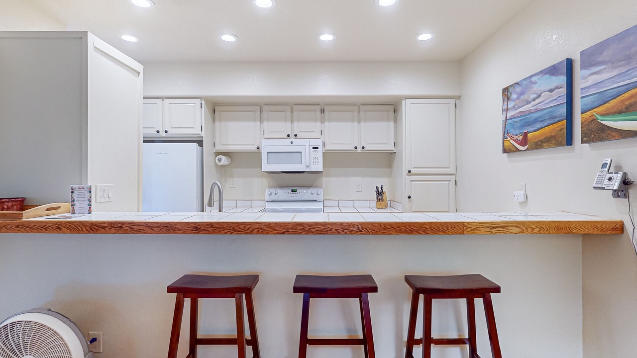 Photo of Kitchen in Maunaloa