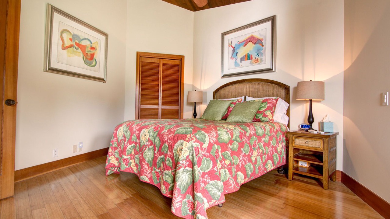 Photo of Bedroom in Ookala