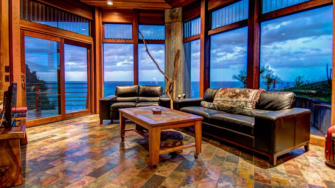 Photo of Livingroom in Ookala