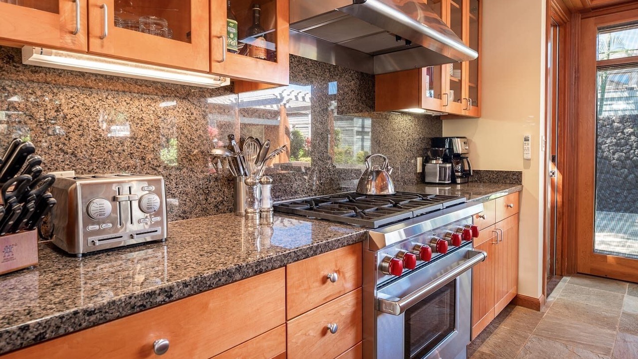 Photo of Kitchen in Kamuela