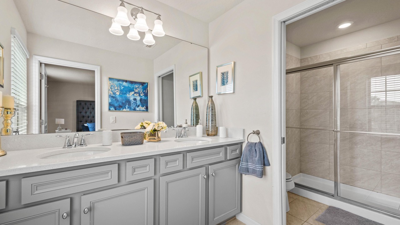 Photo of Bathroom in Loughman