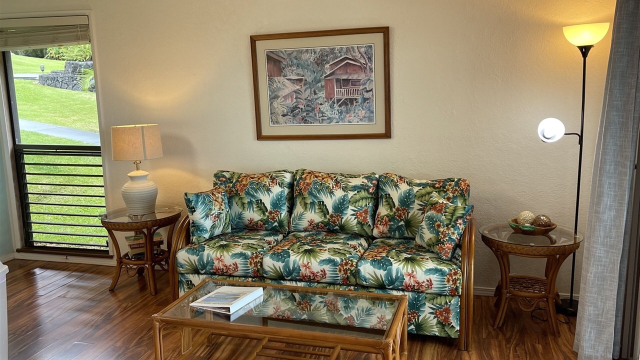 Photo of Livingroom in Punaluu